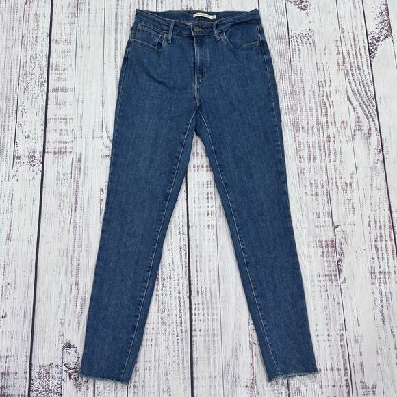 Levi’s 721 High Rise Skinny Jeans Women’s 28 Raw Hem Stretch Medium Wash - Picture 1 of 9
